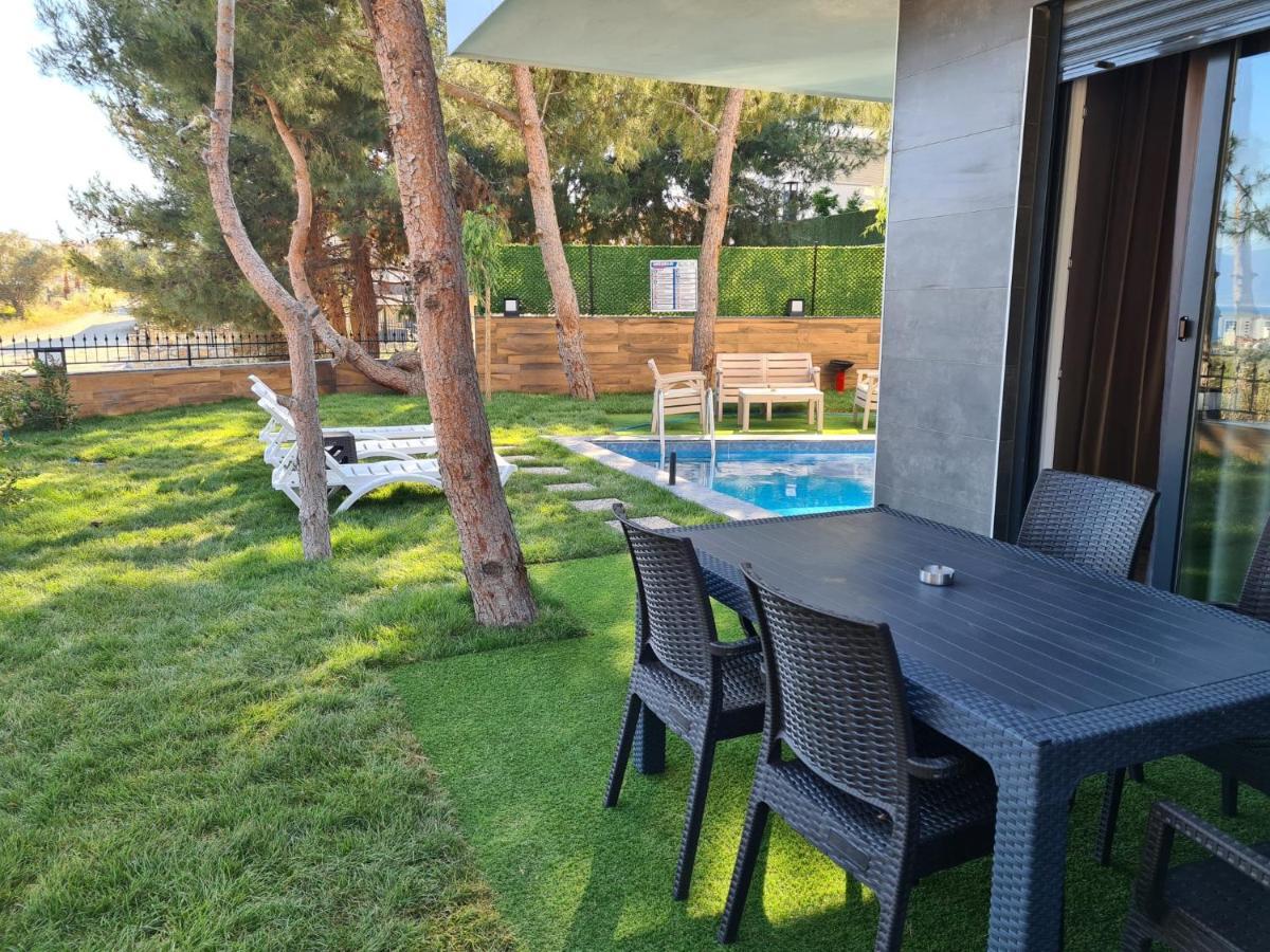 Villa Oezel Havuz Ve Deniz Manzarali Yeni *
